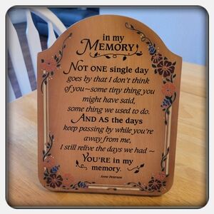 Decorative Memory Plaque With Floral Design